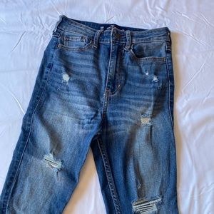 Hollister Lightly Distressed Skinny Jeans
